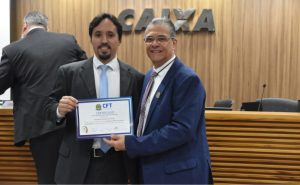 Lucas Muniz, Procurador do CRT-ES recebe certificado de participação do seminário do Procurador-Chefe no CFT, Antenor Júnior